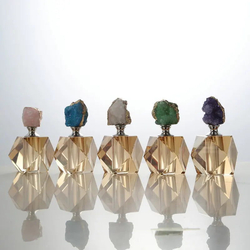 Elegant Nordic Agate Crystal Perfume Bottle – Modern Crystal Art Tabletop Decoration