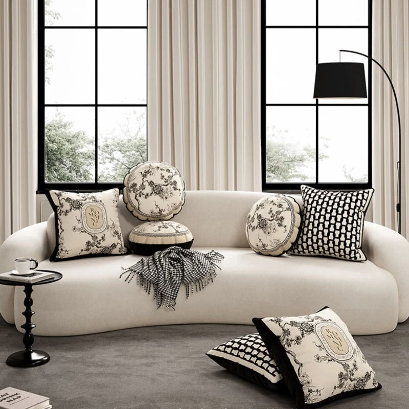 Retro Black Floral Velvet Pillow Cover